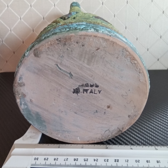 VINTAGE ITALIAN VESSEL - Picture 6 of 6